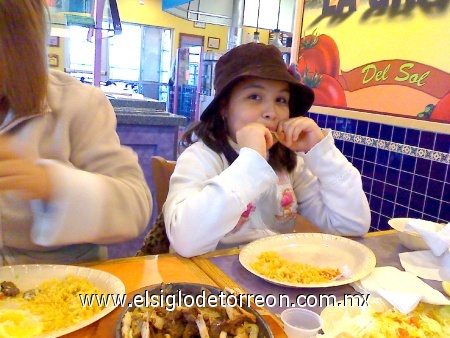 Evelyn Jimenez en Dallas Texas. Enviada por Alejandra Luna Martinez.