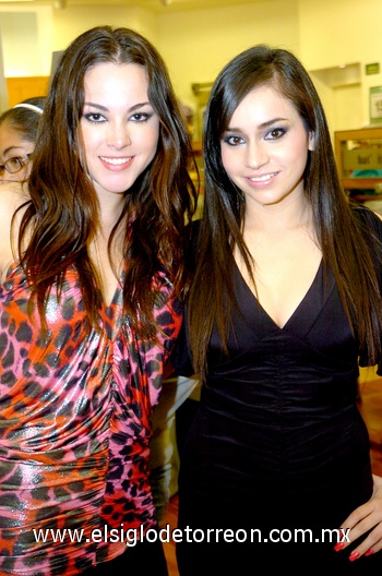 08032010 Karina Rodríguez e Isabel Orozco.