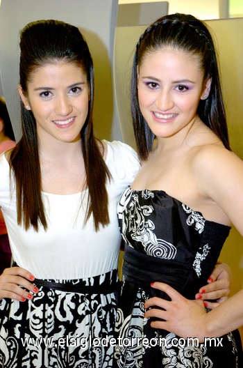 08032010 Modelos. Gisela Escobedo y Katia Muñoz.