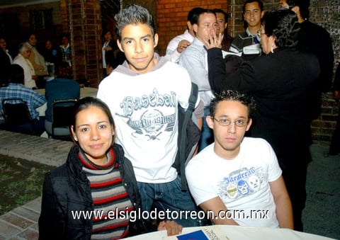07032010 Marina, Rodrigo y Cristian. EL SIGLO DE TORREÓN / ÉRICK SOTOMAYOR