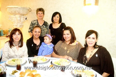 07032010 Invitadas. Celina de Quintanar, Liz de Núñez, Vane de Bravo, Tere Salazar, Márgara Hernández y Leticia.