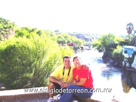Visitando la concha Dgo. Margarita y Ricardo. Enviada por margarita.