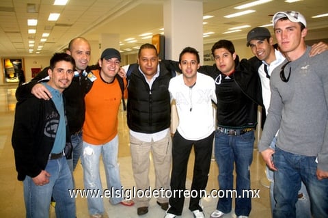 12032010 Playa del Carmen. Sergio Segovia, Paco de León, Eduardo Elizalde, Víctor Lozano, Alejandro Elizalde, Luis Meléndez, Pablo Armendáriz y Dante Elizalde.