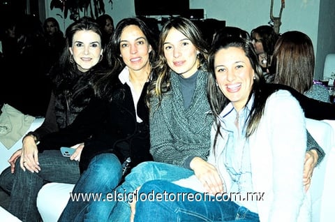 Ana Laura, Rosarín, Daniela y Ana.