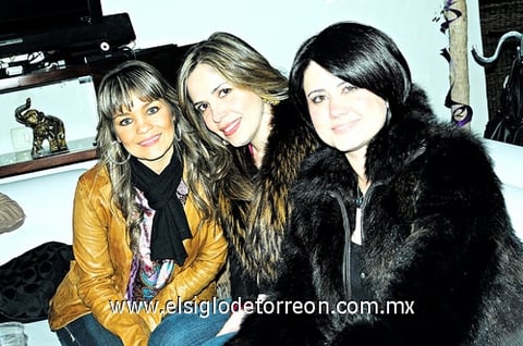 Brenda Artigas, Alejandra Sánchez y Ana Sofía Méndez.