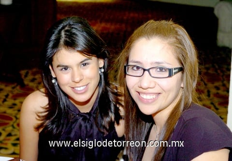 16032010 Idaly Arellano y Évelyn Cuéllar Flores.