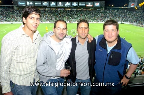 14032010 Alan, José, Ricardo y Carlos.