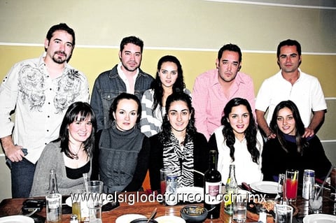 15032010 Cris, Gisela, Mariana, Érika, Mariana, Adrián, Damián,Andrea, Luis y Enrique.