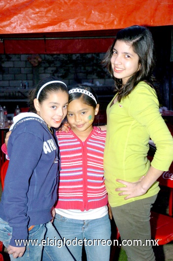 14032010 Andrea, Carol y Cristy.
