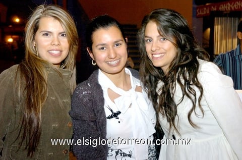 17032010 Lucero Marín, Fanny Martínez y Cynthia Rodríguez, captadas en reciente convivencia.