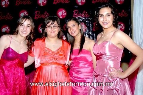 18032010 Invitadas. Ana Karen, Dulce y Fernanda Arteaga, Regina Llama y Montse Arteaga.