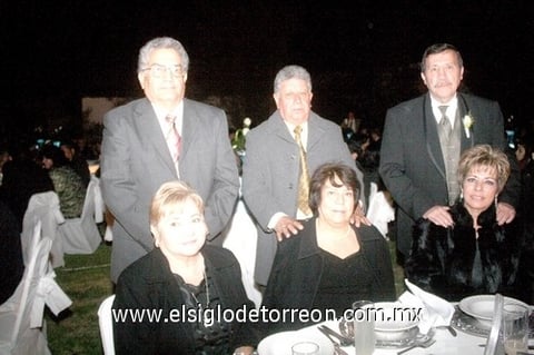 20032010 Presentes. Carlos Ortiz, Elisa de Ortiz, Fernando Balbín, Antonieta Cabelaris, Manuel Castro y María Elena de Castro.