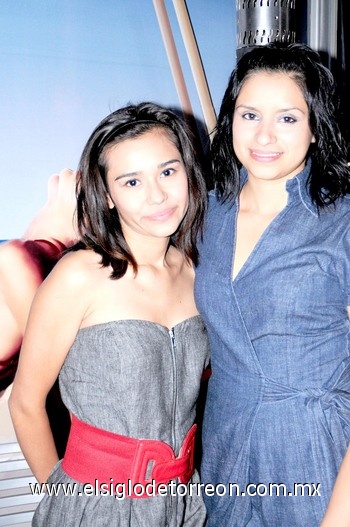 22032010 Arlette García e Ilse Martínez.
