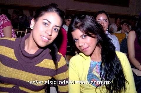 21032010 Valeria Cano y Esther Castañeda.