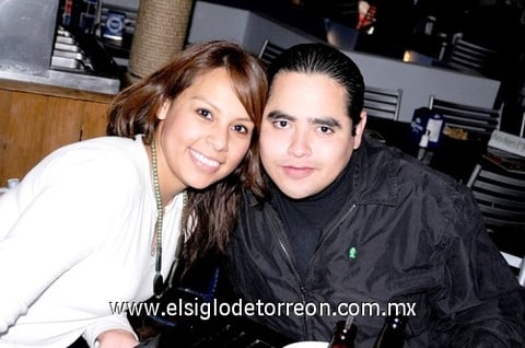 21032010 Cony de Santiago y Carlos Elizalde.