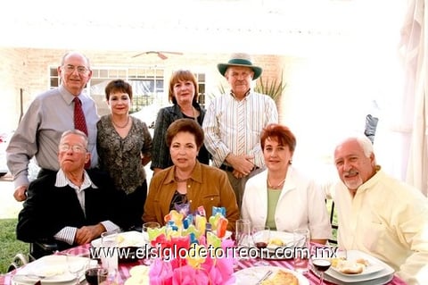 21032010 Javier González Pérez, Rosa Alicia Hernández de Hernández, Angélica de Rodríguez, Arturo Rodríguez, Raúl Valdez, Lucy de Valdez, Antonio de la Peña e Inés Gómez de De la Peña.