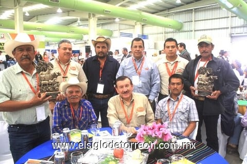 21032010 Gabriel Mendoza, Luis Lauro Flores, Maldomero Macías, Héctor García, Adolfo López, Manuel Antúnez, Concepción Rosales, Rafael Calderón y Albino Alvarado.