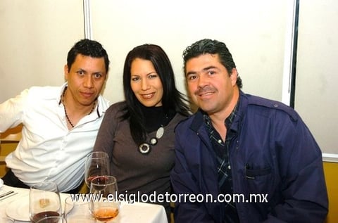 21032010 Jesús Dena, Marcia Chávez y Raúl Pérez. EL SIGLO DE TORREÓN / ÉRICK SOTOMAYOR