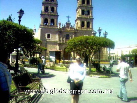 Saludos, Durango 2007. Enviada por Renata García Rios.