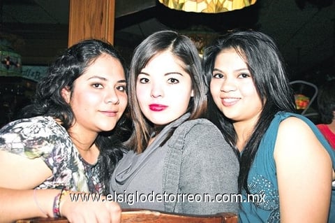 29032010 Laura Ciper Olvera, Priscilla González y Janeth Acosta.