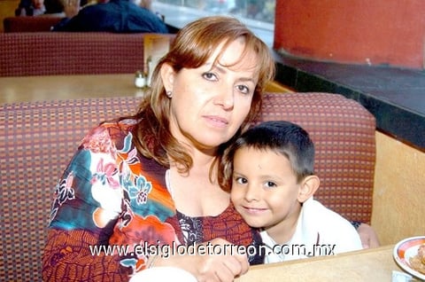 28032010 Elizabeth Vega y Diego Puente.