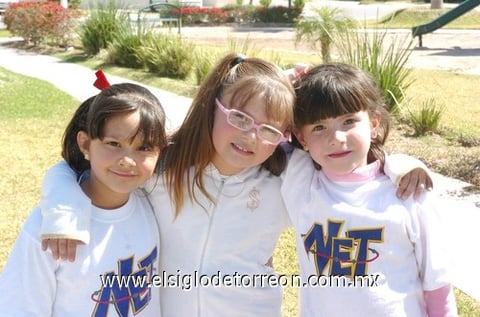 28032010 Ana Isabel, Fatme y Fernanda.