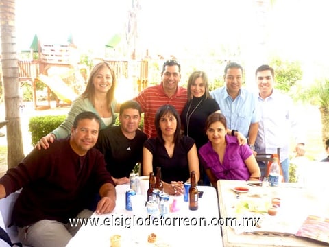 31032010 Fernando Segovia, Laura Estrada de Segovia, Érick Bedolla, Ana Laura Beltrán del Río, Eduardo Tijerina, Pily Grageda de Tijerina, Benito Ramos, Marú Meléndez y Luis Aguado.