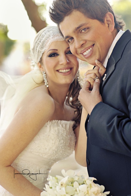 Srita. Ana Cristina García Navarro y Sr. Juan Antonio Marrufo Gress recibieron la bendición nupcial en la iglesia de San Pedro Apóstol, el 27 de febrero de 2010. Los acompañaron sus padres, Sres. Alejandro García Astorga e Ivonne Navarro Cuevas; Juan Antonio Marrufo López y Leticia Gress García.

Estudio Laura Grageda 