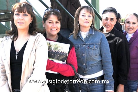 03042010 Gloria, Cristina, Ilse, Oli y Lety.