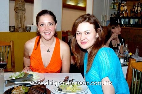 07042010 Maica y Jéssica.