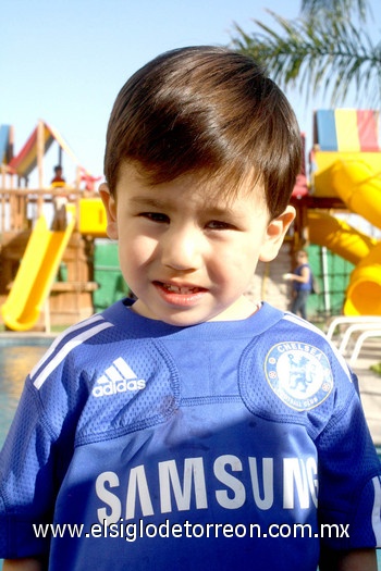 08042010 Salvador Córdova Amezcua, durante su fiesta de cumpleaños de tres años.