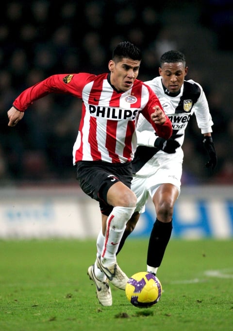 Tras una destacada actuación en el Mundial 2006, Salcido es fichado por el PSV Eindhoven de Países Bajos, convirtiéndose en el segundo mexicano en jugar en la primera división holandesa .