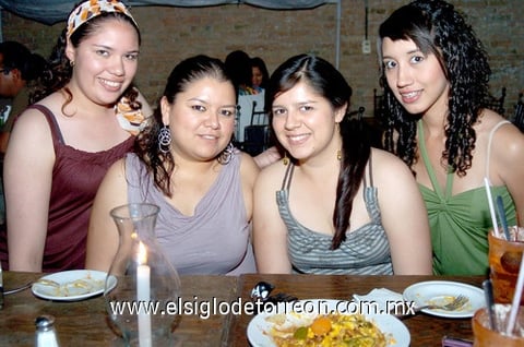 09042010 Talía Ibarra, Marce Hernández, Anni Bonilla e Ilse Hernández.