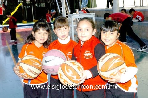 09042010 Niñas. Aylin, Ivana, Andrea, Maguy, Jimena y Vanya.