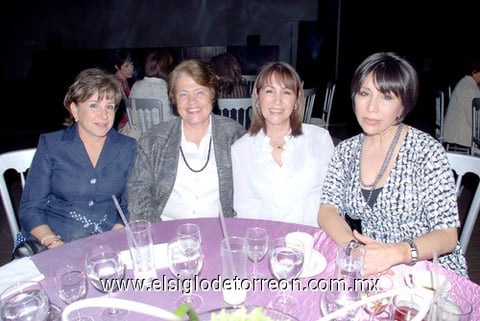 12042010 Meche de Villalobos, Lydia de Olvera, Silvia Nájera y Lourdes  Nájera.