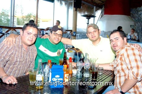 10042010 David Morales, Marco Zamarripa, Sergio Mejía, Pepo Gómez, Jesús Huerta, Israel Jiménez, Alejandro Hoyos, Roberto López, Rafael Flores, Rodolfo Aces Gil y Francisco Gómez.