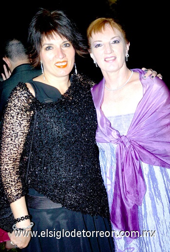 16042010 Invitadas. Lorena y Alejandra Hoyos.