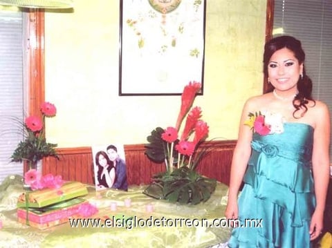18042010 Cynthia Marcela Guerrero Reza en su despedida de soltera ya que pronto contraerá matrimonio con Vladimir Catana Salazar.