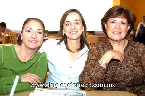 18042010 Laura Guajardo, Cristy Valle y Lupita Villarreal.