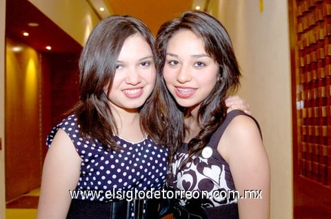 19042010 Nadia Milán y Cindy Ortega.