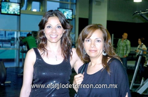 19042010 Verónica Jaidar y Verónica Marcos.