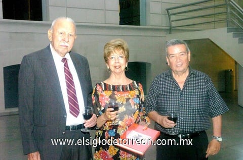 20042010 Santiago Vera, Aurorita Máynez y Horacio Aranda.