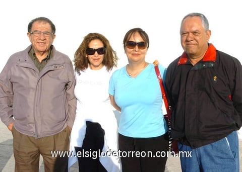 20042010 Guadalajara. Carlos y Patricia Gómez, Vero y Tomás Román.
