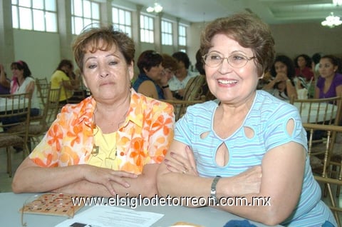 21042010 María Elena y Rosa María.