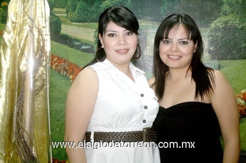 22042010 Despidieron de su soltería a Ana Laura García Reyes.