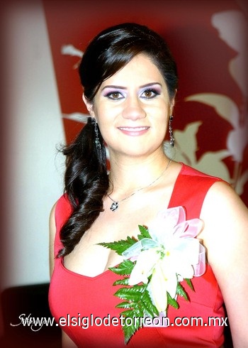 24042010 Tere Serrano Flores disfrutó de su fiesta prenupcial.- Sotomayor Fotografía