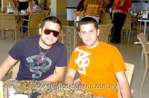 24042010 Felipe Ávila y Guillermo Dávila.
