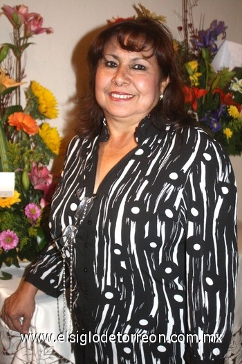 24042010 Felicitaciones recibió María Silvia Gutiérrez Esquivel.