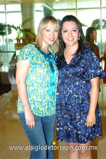 26042010 Rosa Gordillo y Frida Llorens.