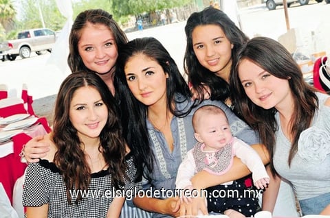 26042010 Érika, Paola, Isabella, Sara, Ana y Daniela.